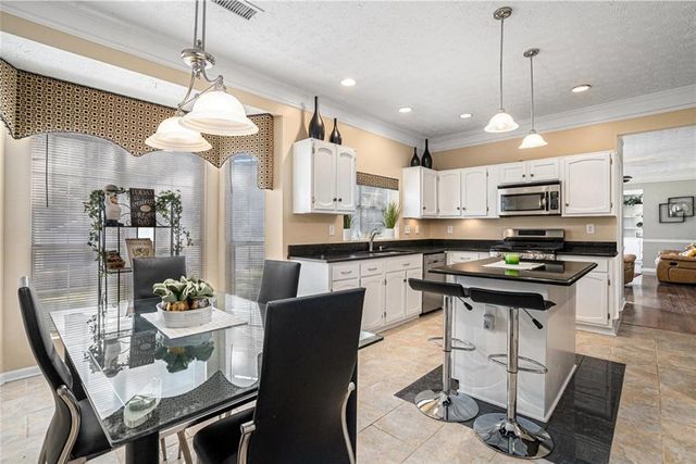 4700 Cromwell NW Court, Acworth, GA 30102