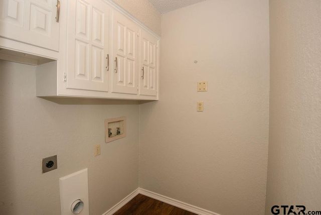 5903 Hollytree, Tyler, TX 75703