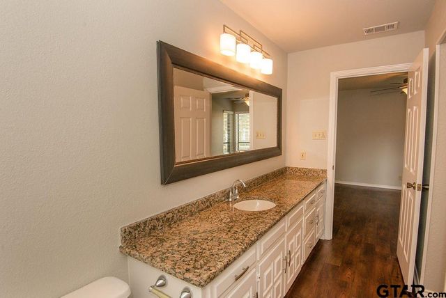 5903 Hollytree, Tyler, TX 75703
