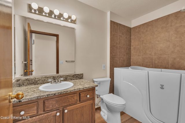 1704 N Trellis CT, Post Falls, ID 83854