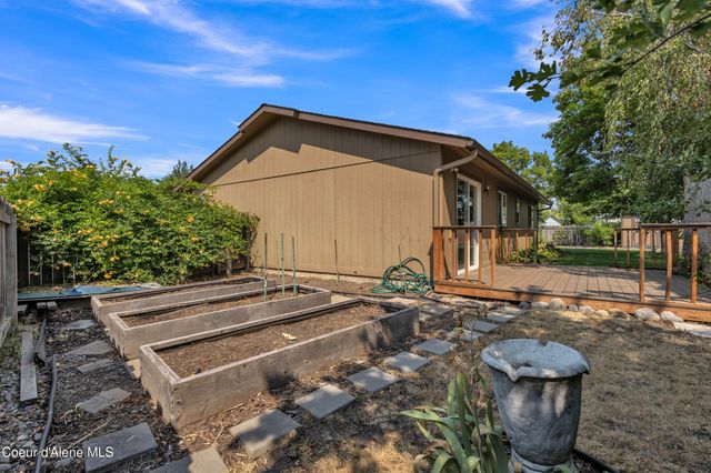 1704 N Trellis CT, Post Falls, ID 83854