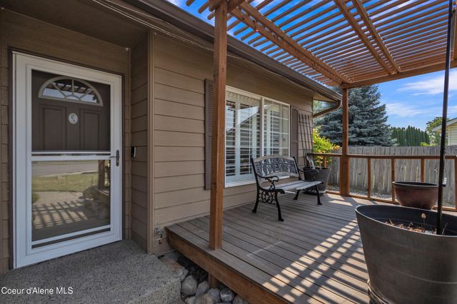 1704 N Trellis CT, Post Falls, ID 83854
