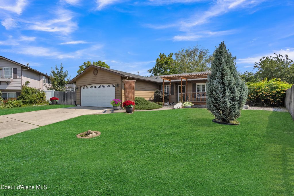 1704 N Trellis CT, Post Falls, ID 83854 photo 1