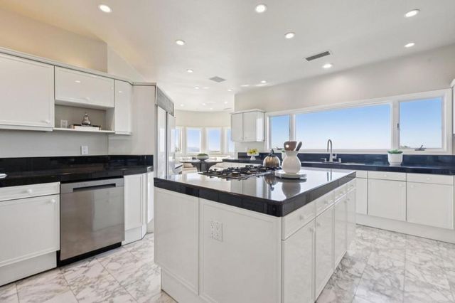 16383 Aztec Ridge Drive, Los Gatos, CA 95030