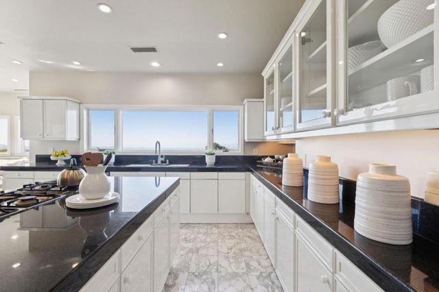 16383 Aztec Ridge Drive, Los Gatos, CA 95030