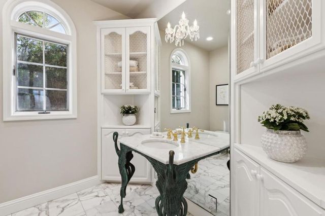 16383 Aztec Ridge Drive, Los Gatos, CA 95030