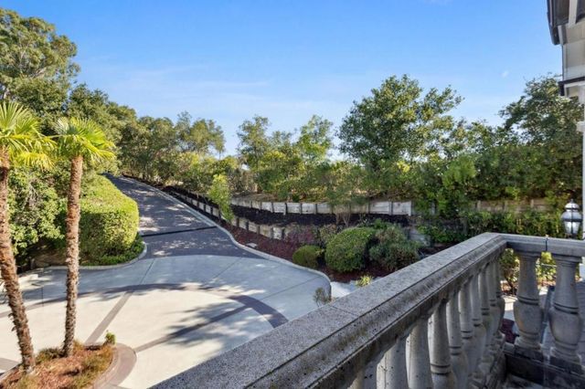 16383 Aztec Ridge Drive, Los Gatos, CA 95030