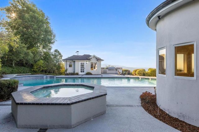 16383 Aztec Ridge Drive, Los Gatos, CA 95030