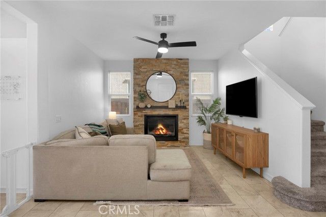 271 W Sparkleberry, Orange, CA 92865