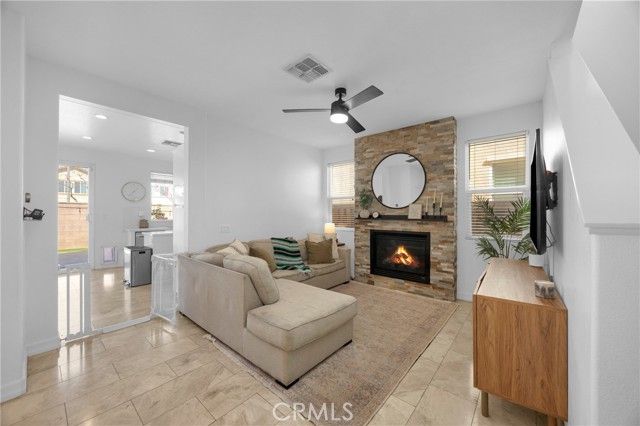 271 W Sparkleberry, Orange, CA 92865