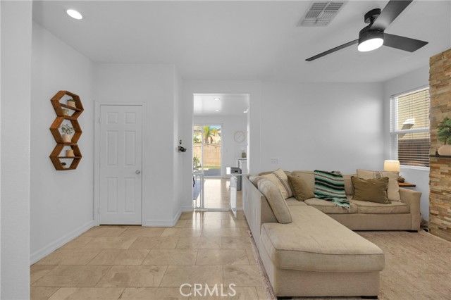 271 W Sparkleberry, Orange, CA 92865