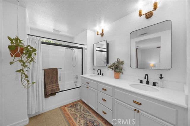 271 W Sparkleberry, Orange, CA 92865