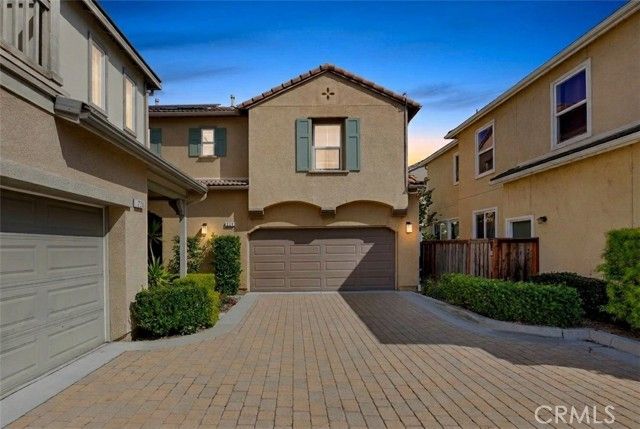 271 W Sparkleberry, Orange, CA 92865