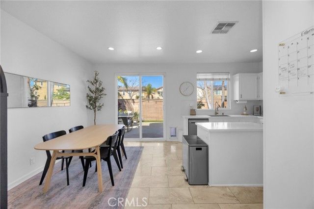 271 W Sparkleberry, Orange, CA 92865