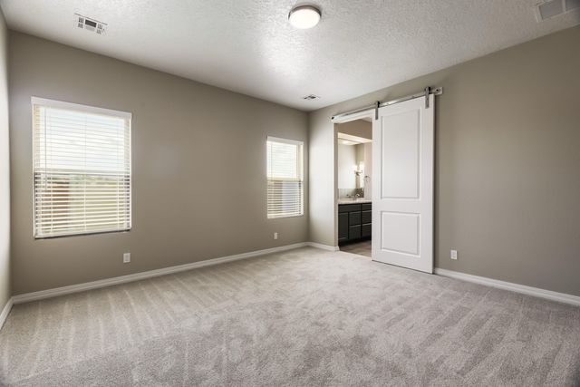 4525 Olivia Drive NE, Rio Rancho, NM 87144