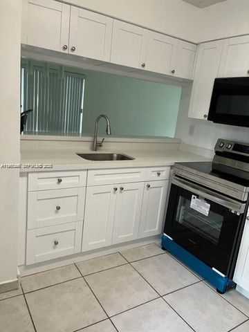 14020 SW 90th Terrace 14020, Miami, FL 33186