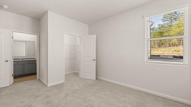 111 Crooked Lake Park, Villa Rica, GA 30180