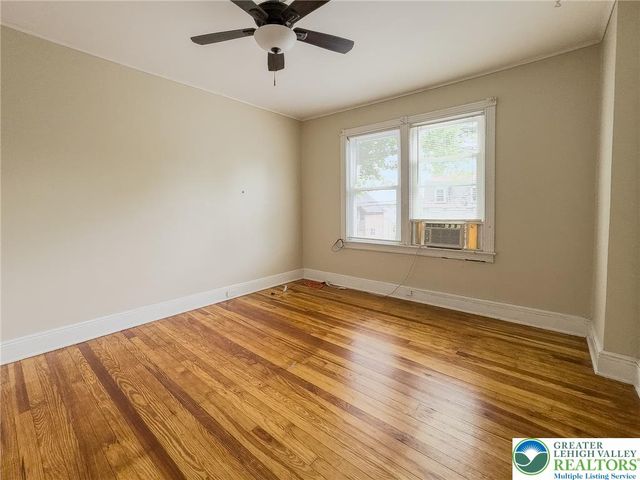 715 Cattell 2, Easton, PA 18042