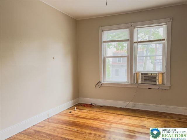 715 Cattell 2, Easton, PA 18042