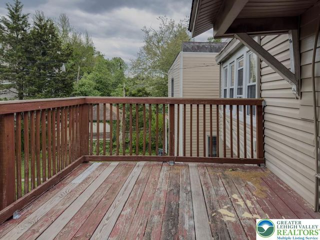 715 Cattell 2, Easton, PA 18042