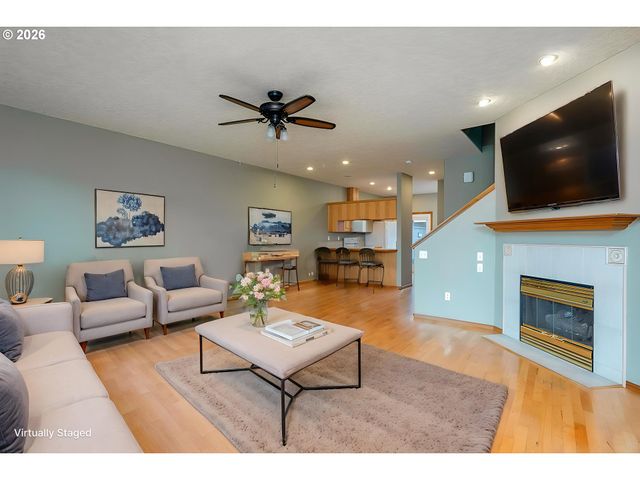 1367 Ne MARKET Dr, Fairview, OR 97024