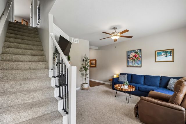 2825 NW Lois Lane, Ankeny, IA 50023