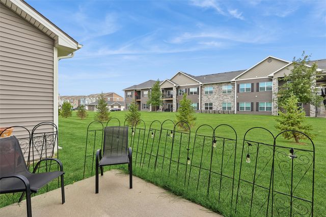 2825 NW Lois Lane, Ankeny, IA 50023