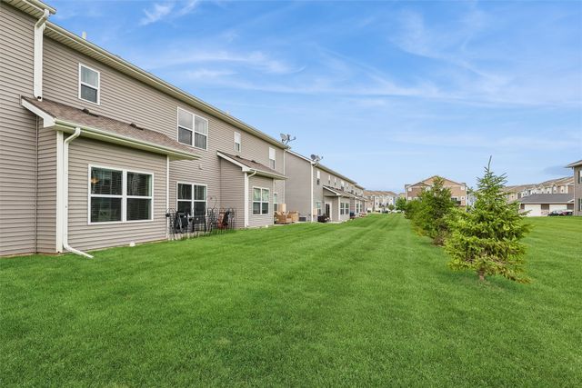 2825 NW Lois Lane, Ankeny, IA 50023