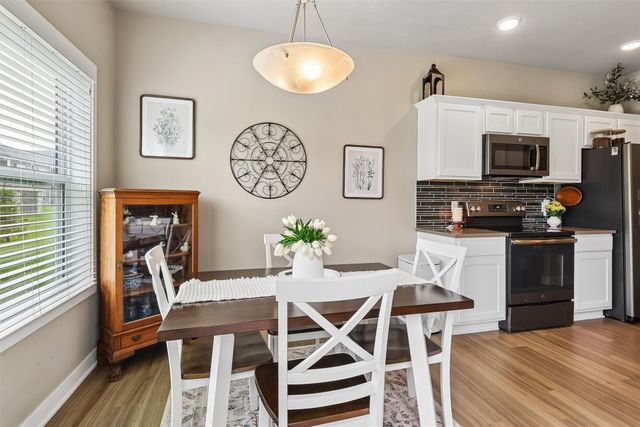 2825 NW Lois Lane, Ankeny, IA 50023