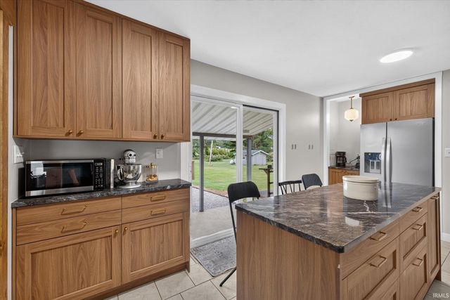 5172 S Indian Valley Drive, Bloomington, IN 47403