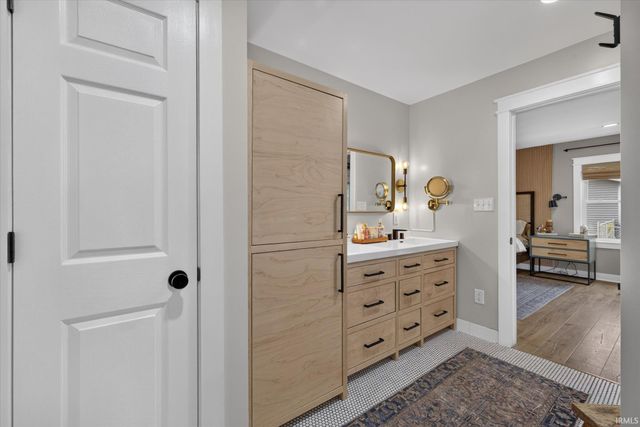 5172 S Indian Valley Drive, Bloomington, IN 47403