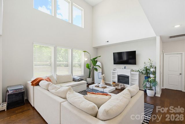 840 Oak Manor Drive SE, Concord, NC 28025