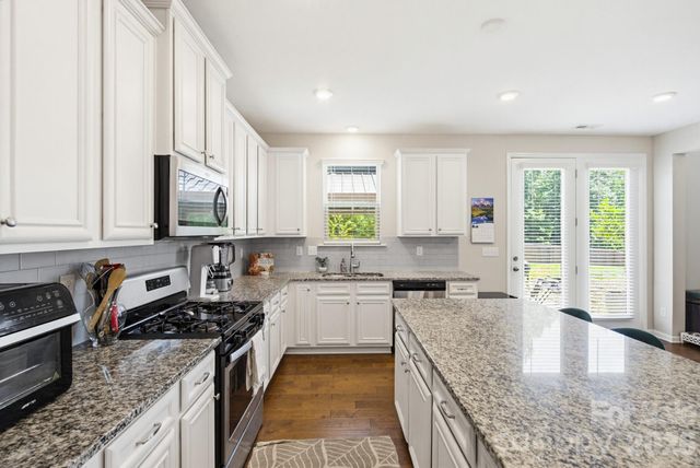 840 Oak Manor Drive SE, Concord, NC 28025