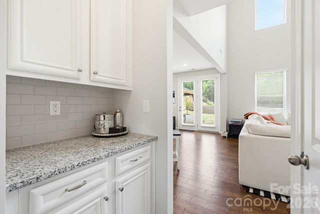 840 Oak Manor Drive SE, Concord, NC 28025