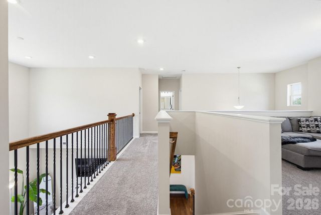 840 Oak Manor Drive SE, Concord, NC 28025