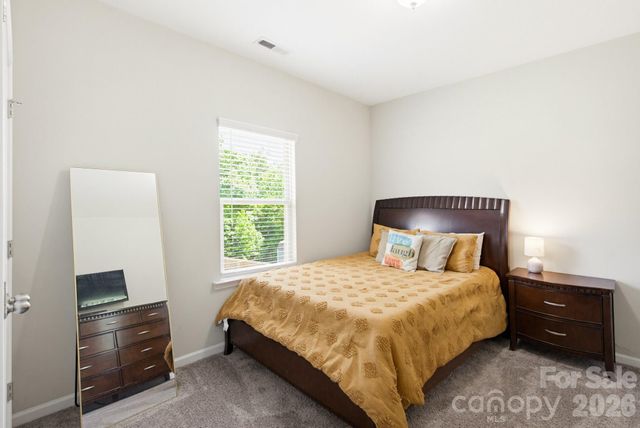 840 Oak Manor Drive SE, Concord, NC 28025