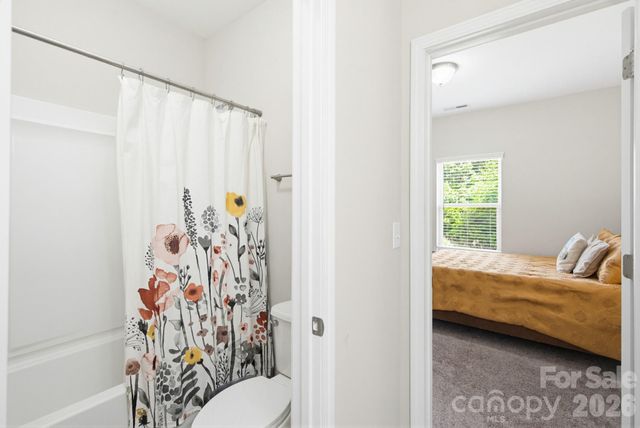 840 Oak Manor Drive SE, Concord, NC 28025