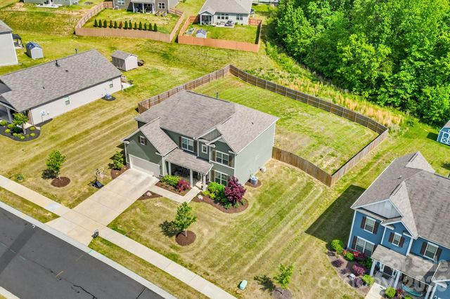 840 Oak Manor Drive SE, Concord, NC 28025