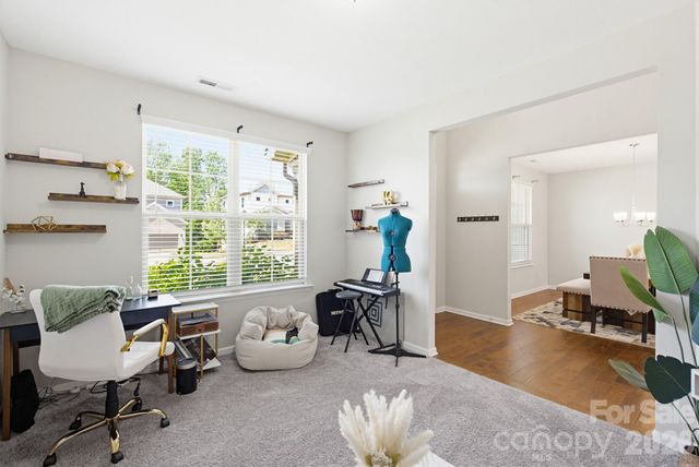840 Oak Manor Drive SE, Concord, NC 28025