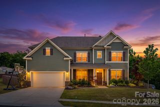 840 Oak Manor Drive SE, Concord, NC 28025