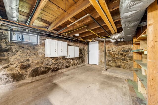 5 Cushing Street, Amesbury, MA 01913