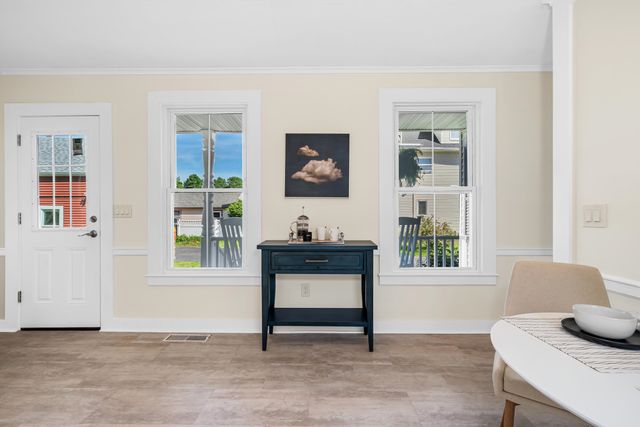 5 Cushing Street, Amesbury, MA 01913