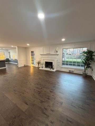 2960 S GERMANTOWN RD, Germantown, TN 38138