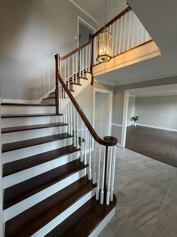 2960 S GERMANTOWN RD, Germantown, TN 38138