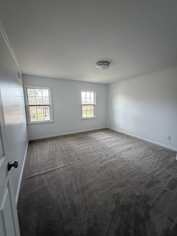 2960 S GERMANTOWN RD, Germantown, TN 38138