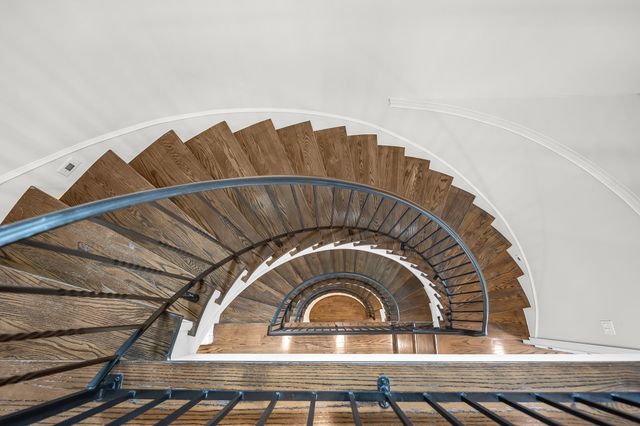 3709 Somerset Commons Lane, Houston, TX 77055