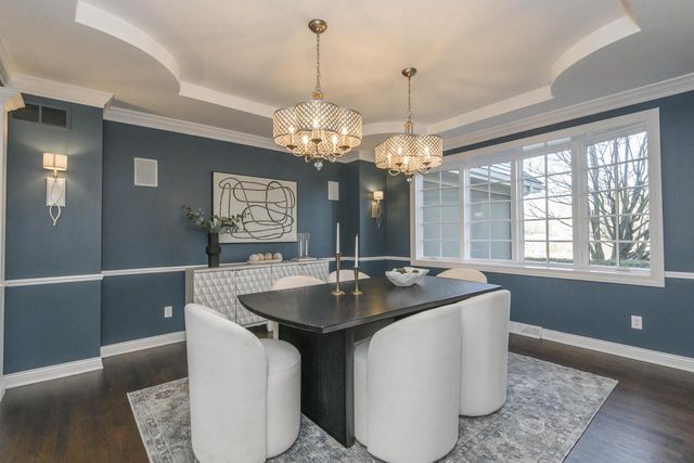 W305N2808 Foxwood COURT, Pewaukee, WI 53072