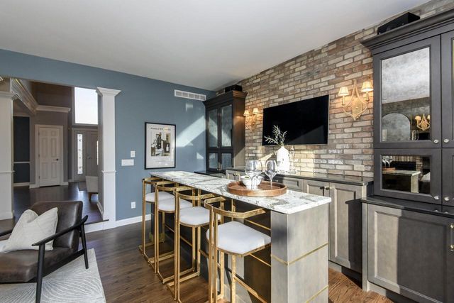 W305N2808 Foxwood COURT, Pewaukee, WI 53072