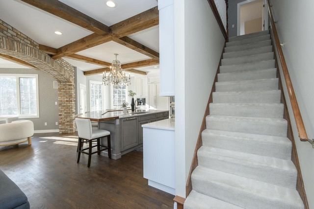 W305N2808 Foxwood COURT, Pewaukee, WI 53072