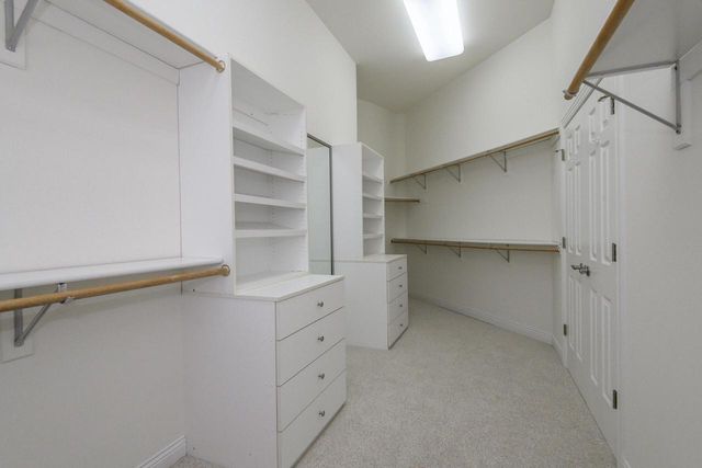 W305N2808 Foxwood COURT, Pewaukee, WI 53072